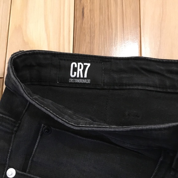 Cristiano Ronaldo Men’s CR7 Jean Shorts Black Wash Size 38 W - Picture 2 of 5